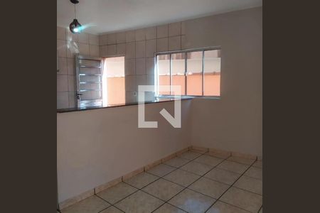 Apartamento à venda com 2 quartos, 60m² em Jardim Marek, Santo André