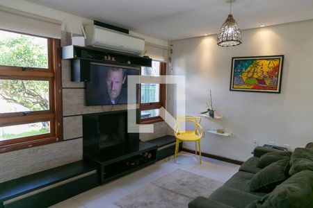 Sala de casa à venda com 3 quartos, 116m² em Hípica, Porto Alegre