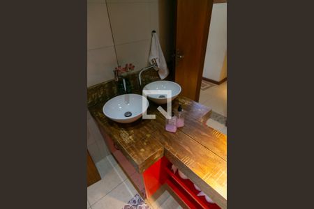 Lavabo de casa à venda com 3 quartos, 116m² em Hípica, Porto Alegre