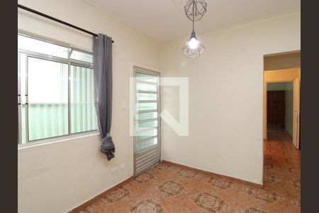 Casa à venda com 100m², 2 quartos e 1 vagaSala