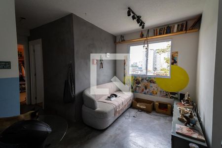 Sala de apartamento para alugar com 2 quartos, 42m² em Vila Ema, São Paulo