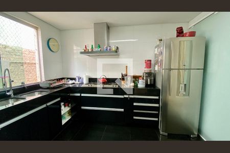 Cozinha de casa para alugar com 4 quartos, 270m² em Estoril, Belo Horizonte