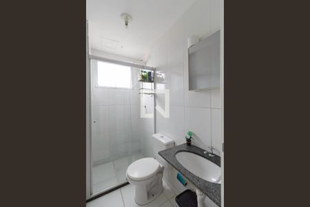 Banheiro social de apartamento para alugar com 2 quartos, 108m² em Bom Jesus, Contagem