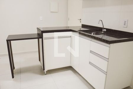 Sala/Cozinha de apartamento para alugar com 2 quartos, 32m² em Jardim São Paulo, São Paulo