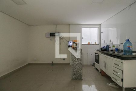 Sala/Cozinha de apartamento para alugar com 2 quartos, 50m² em Jardim Itapark Velho, Mauá