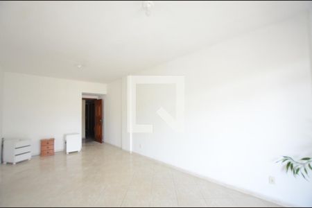 Sala de apartamento para alugar com 4 quartos, 120m² em Campo dos Afonsos, Rio de Janeiro