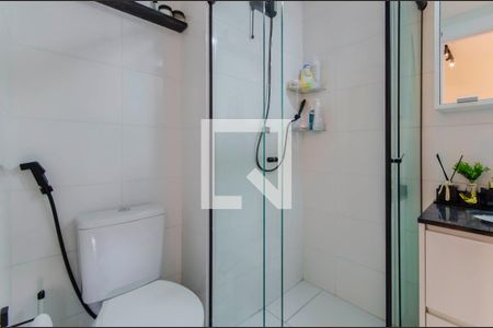 Banheiro de kitnet/studio à venda com 1 quarto, 27m² em Vila Dom Pedro I, São Paulo