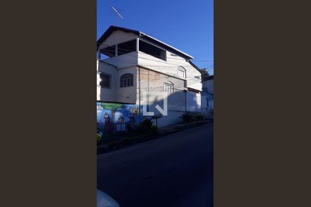 Área Externa de casa para alugar com 2 quartos, 241m² em Petrolândia, Contagem