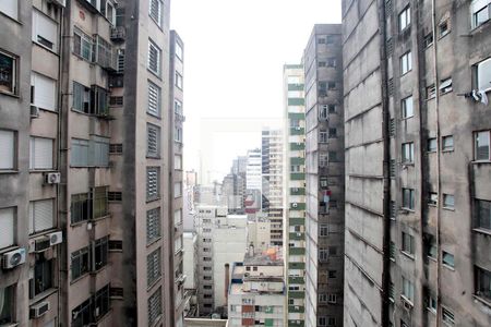 Studio - Quarto / Sala Vista de kitnet/studio à venda com 1 quarto, 21m² em Centro Histórico, Porto Alegre