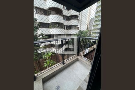 Varanda da lavanderia  de apartamento para alugar com 1 quarto, 62m² em Pacaembu, São Paulo