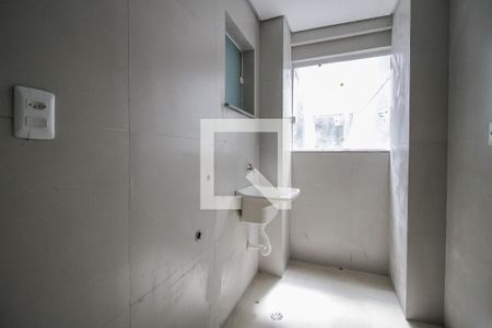 Área de Serviço de apartamento para alugar com 1 quarto, 39m² em Jardim Itapark Velho, Mauá