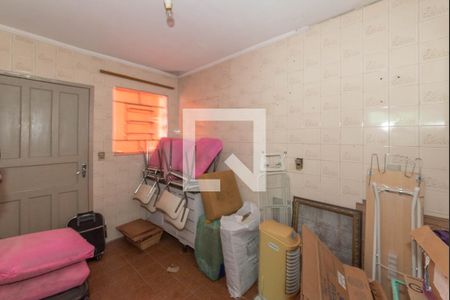 Casa à venda com 150m², 2 quartos e 2 vagas Casa à venda com 150m², 2 quartos e 2 vagasEdícula