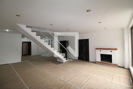 Sala de casa para alugar com 4 quartos, 440m² em Vila Ester (zona Norte), São Paulo