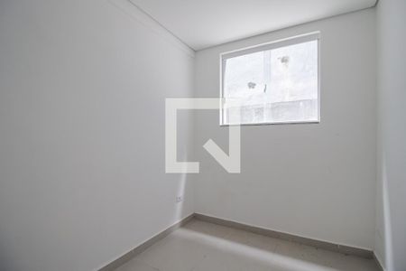 Quarto 1 de apartamento para alugar com 2 quartos, 44m² em Jardim Itapark Velho, Mauá