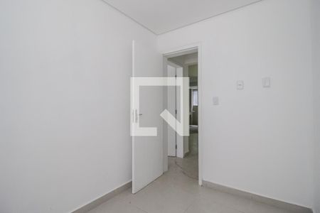 Quarto 1 de apartamento para alugar com 2 quartos, 44m² em Jardim Itapark Velho, Mauá