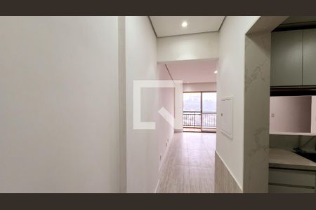 Hall de entrada de apartamento para alugar com 2 quartos, 74m² em Retiro, Jundiaí