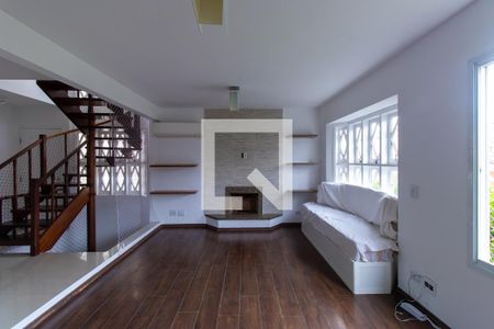 Sala de casa de condomínio para alugar com 3 quartos, 190m² em Granja Viana, Cotia