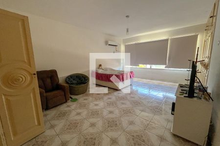 Quarto 1 de casa para alugar com 3 quartos, 350m² em Jardim Guanabara, Rio de Janeiro