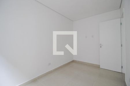 Quarto 2 de apartamento para alugar com 2 quartos, 44m² em Jardim Itapark Velho, Mauá