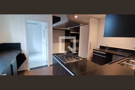 Cozinha de apartamento para alugar com 2 quartos, 146m² em Jardim Panorama, São Paulo