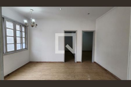 Sala de casa para alugar com 2 quartos, 68m² em Vila Matias, Santos