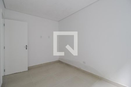 Quarto 2 de apartamento para alugar com 2 quartos, 45m² em Jardim Itapark Velho, Mauá