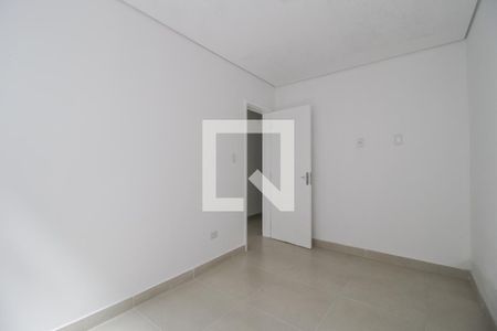 Quarto 2 de apartamento para alugar com 2 quartos, 45m² em Jardim Itapark Velho, Mauá