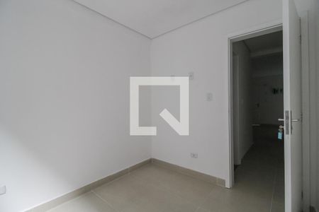 Quarto 1 de apartamento para alugar com 2 quartos, 45m² em Jardim Itapark Velho, Mauá