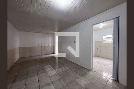 Sala  de casa de condomínio para alugar com 2 quartos, 80m² em Santos Dumont, São Leopoldo