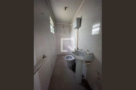 Banheiro de casa de condomínio para alugar com 1 quarto, 48m² em Santos Dumont, São Leopoldo