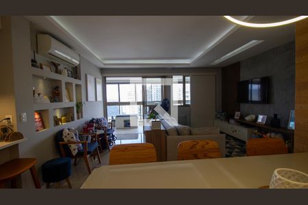 Sala de apartamento para alugar com 2 quartos, 82m² em Recreio dos Bandeirantes, Rio de Janeiro