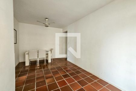 Sala de apartamento para alugar com 2 quartos, 80m² em Jardim A. Maria, Guarujá