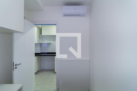 Quarto 1 de apartamento para alugar com 2 quartos, 43m² em Vila Prudente, São Paulo