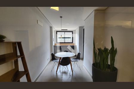 Apartamento à venda com 93m², 2 quartos e 1 vaga Apartamento à venda com 93m², 2 quartos e 1 vagaWork Space