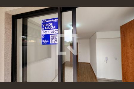 Apartamento à venda com 93m², 2 quartos e 1 vaga Apartamento à venda com 93m², 2 quartos e 1 vagaPlaquinha
