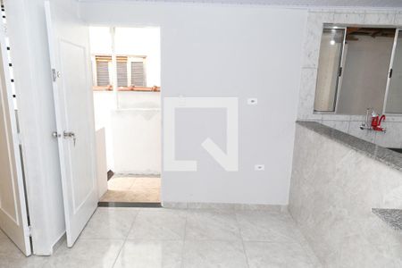 Sala de casa para alugar com 2 quartos, 43m² em Jardim Presidente Dutra, Guarulhos