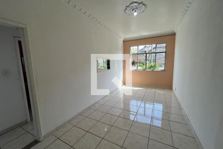 Sala de apartamento para alugar com 2 quartos, 70m² em Jardim Guanabara, Rio de Janeiro