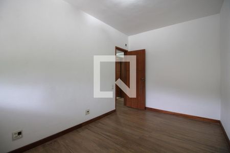 Quarto  de apartamento para alugar com 2 quartos, 71m² em Freguesia (jacarepaguá), Rio de Janeiro