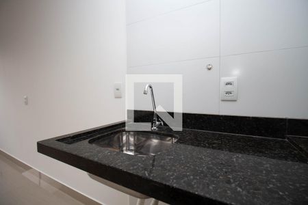 Cozinha de kitnet/studio para alugar com 1 quarto, 24m² em Taguatinga, Brasília