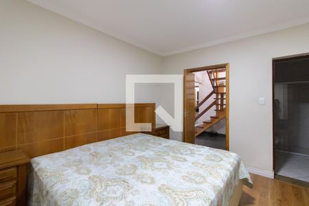 Suíte de casa à venda com 5 quartos, 244m² em Jardim Vila Galvao, Guarulhos