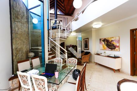 Sala de casa de condomínio para alugar com 4 quartos, 340m² em Parque Monte Alegre, Taboão da Serra