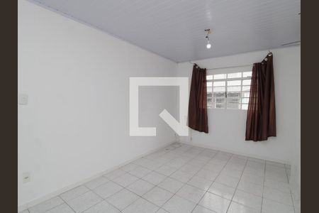 Sala de casa à venda com 2 quartos, 150m² em Vila Nivi, São Paulo