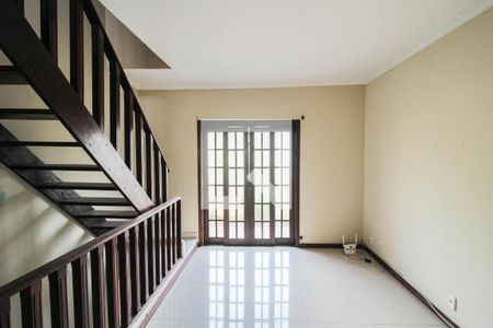 Sala de casa para alugar com 3 quartos, 114m² em Caonze, Nova Iguaçu