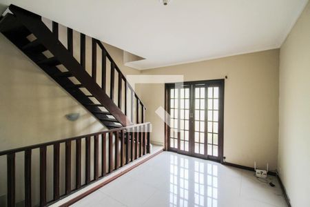 Sala de casa para alugar com 3 quartos, 114m² em Caonze, Nova Iguaçu