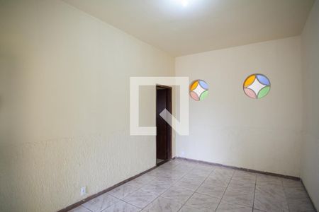 Sala de casa para alugar com 2 quartos, 90m² em Santa Rosa, Belo Horizonte