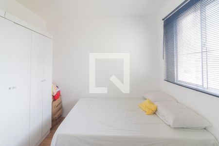 Quarto 1 de apartamento à venda com 2 quartos, 32m² em Jardim Celeste, São Paulo