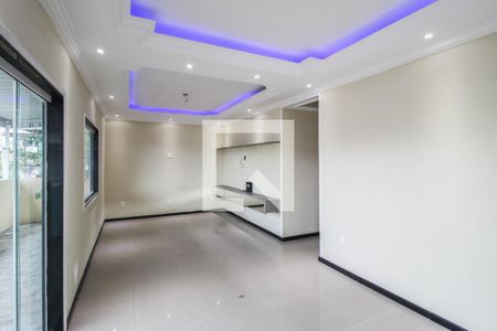 Sala de casa para alugar com 2 quartos, 65m² em Centro, Mesquita