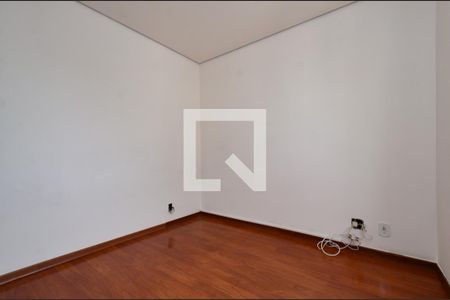 Quarto1 de apartamento à venda com 4 quartos, 181m² em Sagrada Família, Belo Horizonte