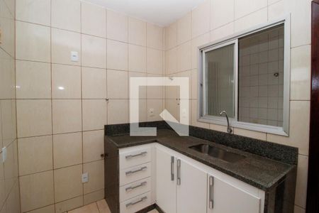 Cozinha de apartamento para alugar com 2 quartos, 68m² em Ipiranga, Belo Horizonte