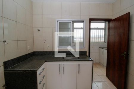 Cozinha de apartamento para alugar com 2 quartos, 68m² em Ipiranga, Belo Horizonte